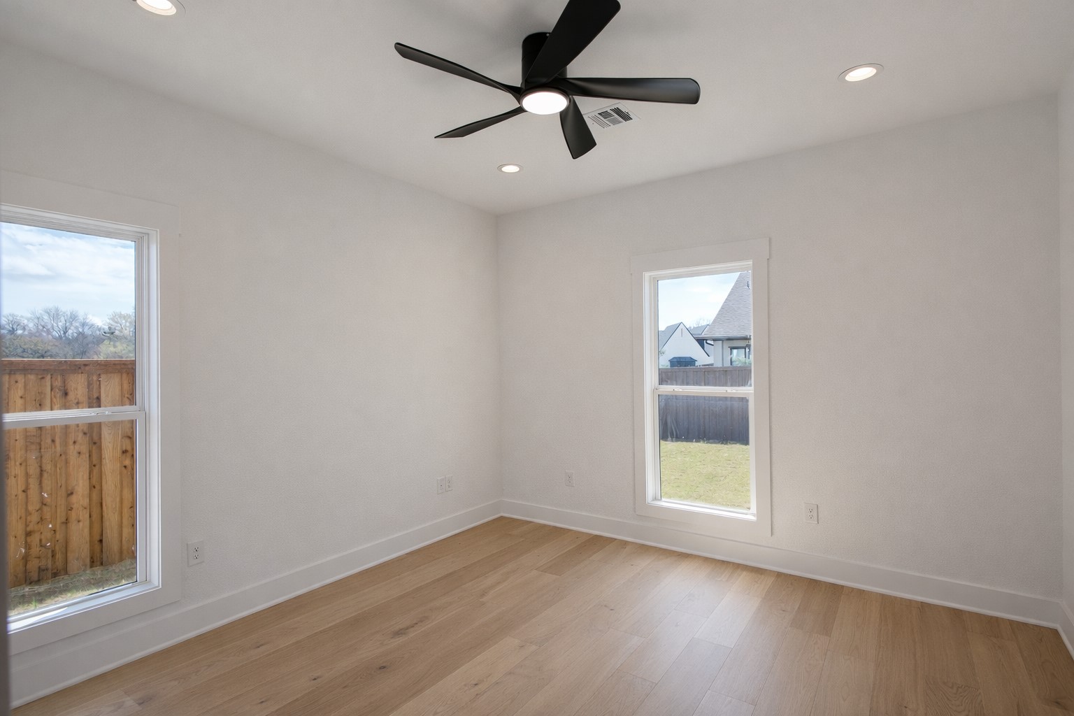 2033 Nichole Boulevard Pottsboro TX 75076