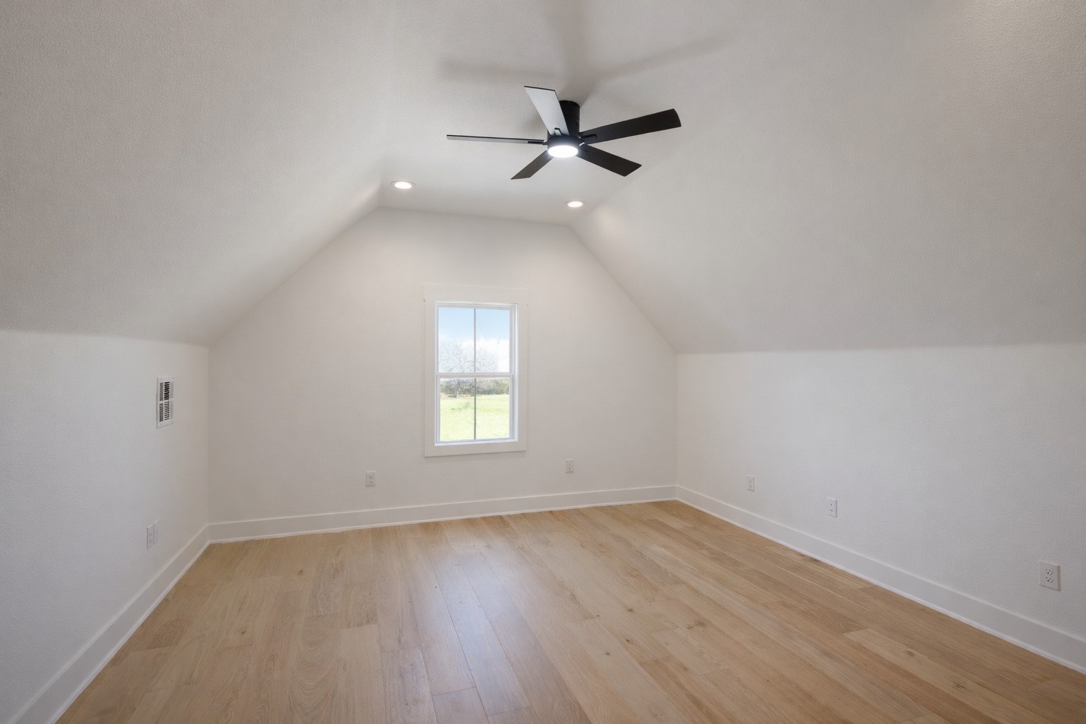 2033 Nichole Boulevard Pottsboro TX 75076