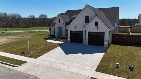 2033 Nichole Boulevard Pottsboro TX 75076