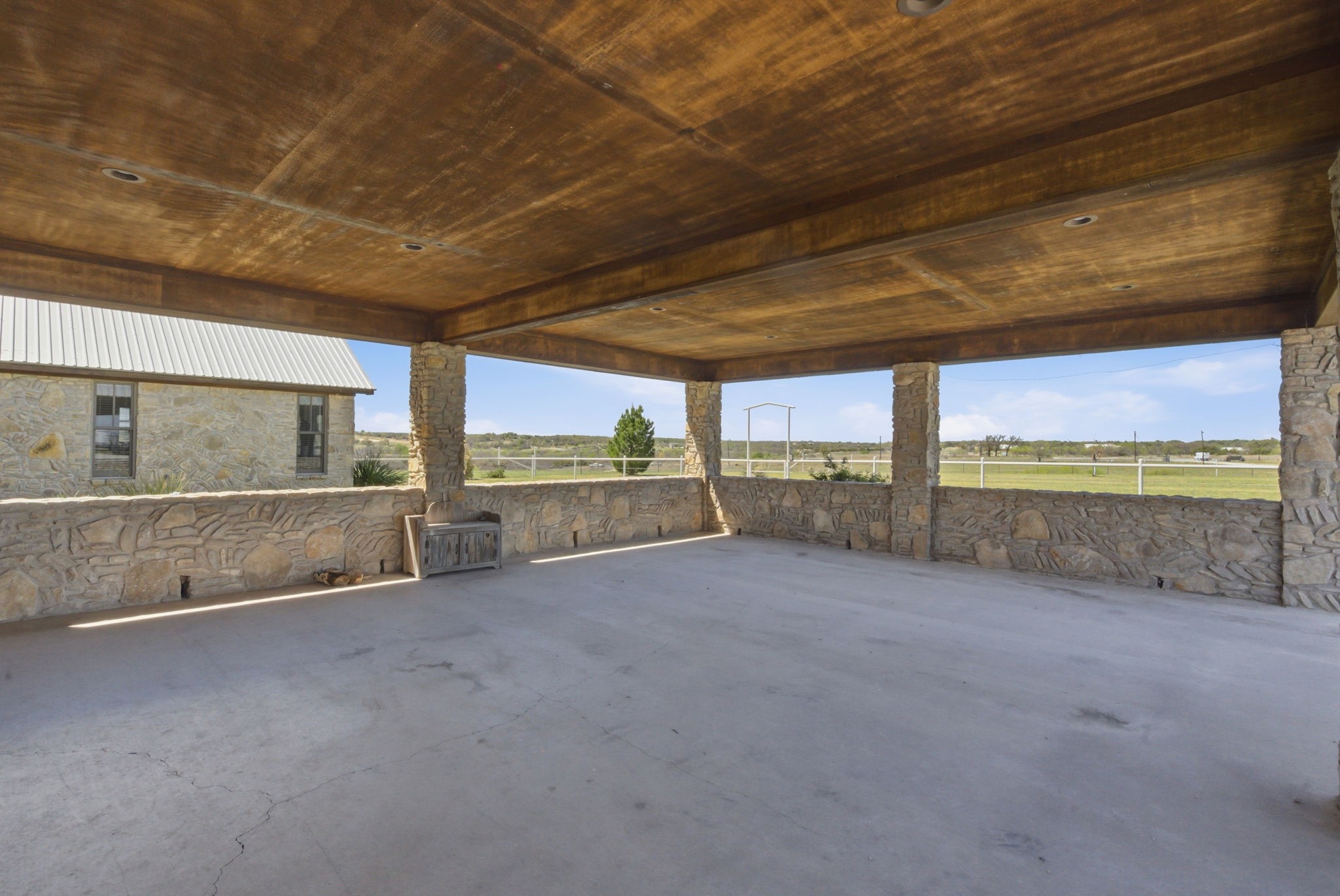 404 Private Road 1562 Stephenville TX 76401