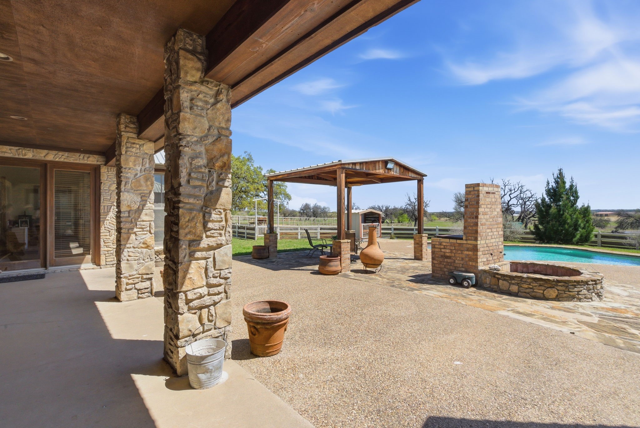 404 Private Road 1562 Stephenville TX 76401