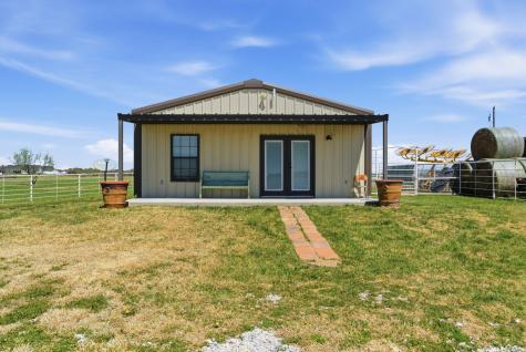 404 Private Road 1562 Stephenville TX 76401