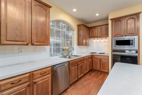 5704 Champion Court Arlington TX 76017