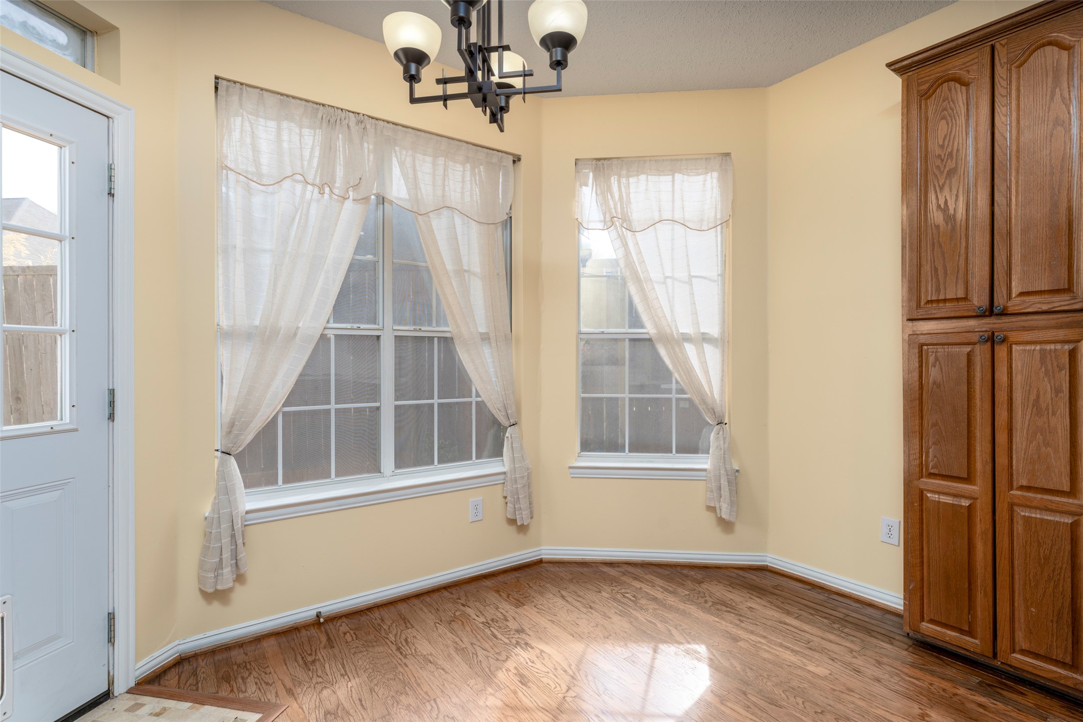 5704 Champion Court Arlington TX 76017