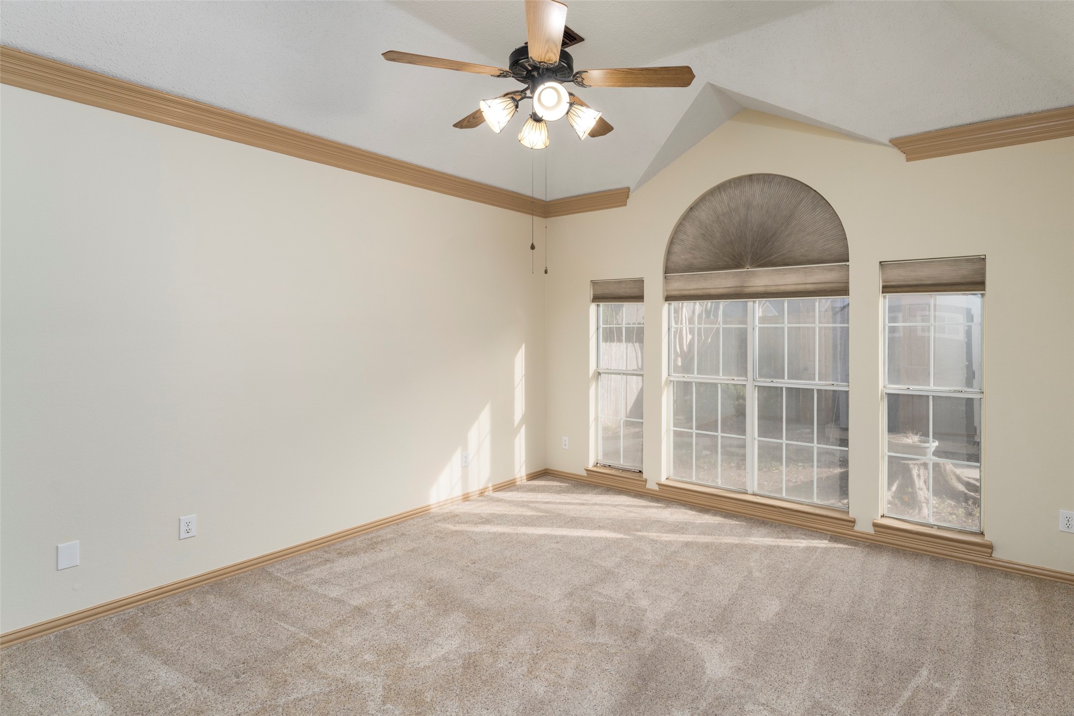 5704 Champion Court Arlington TX 76017