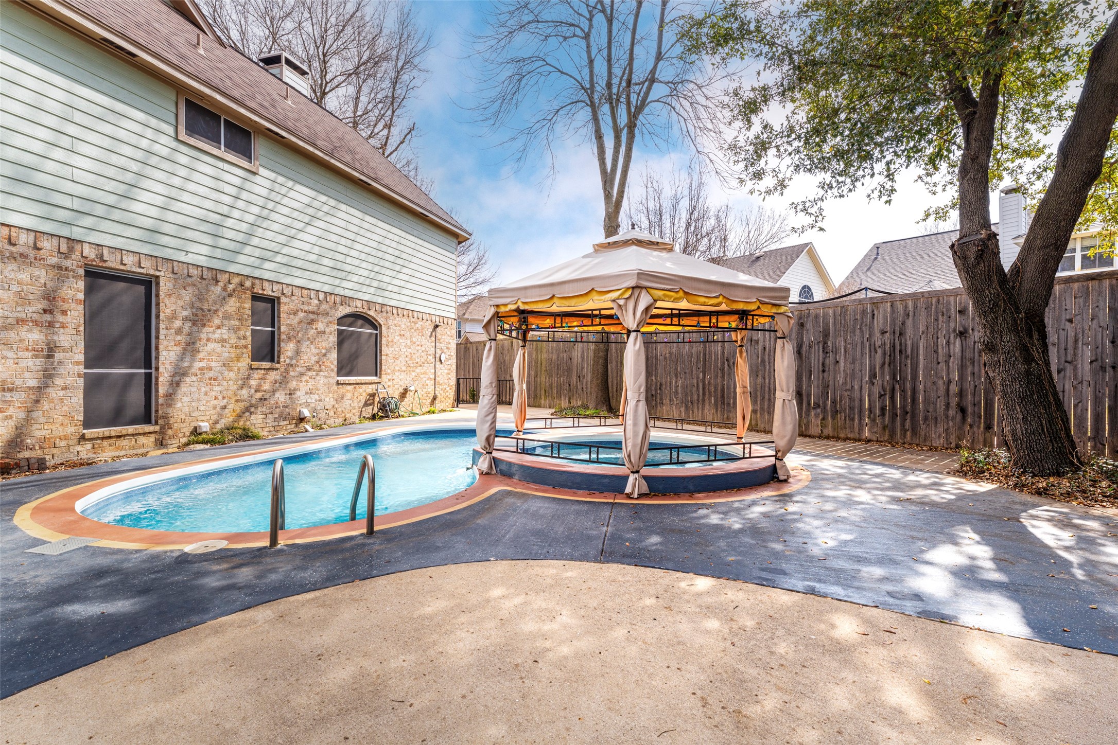 5704 Champion Court Arlington TX 76017