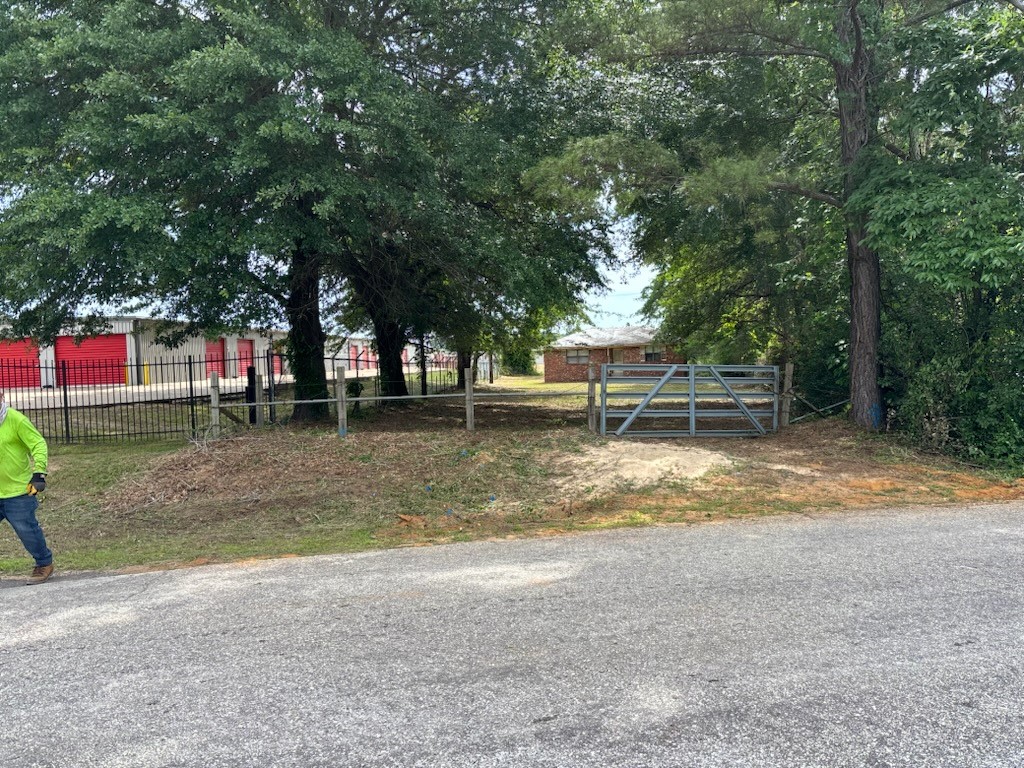 18995 Cr-1102 Flint TX 75762