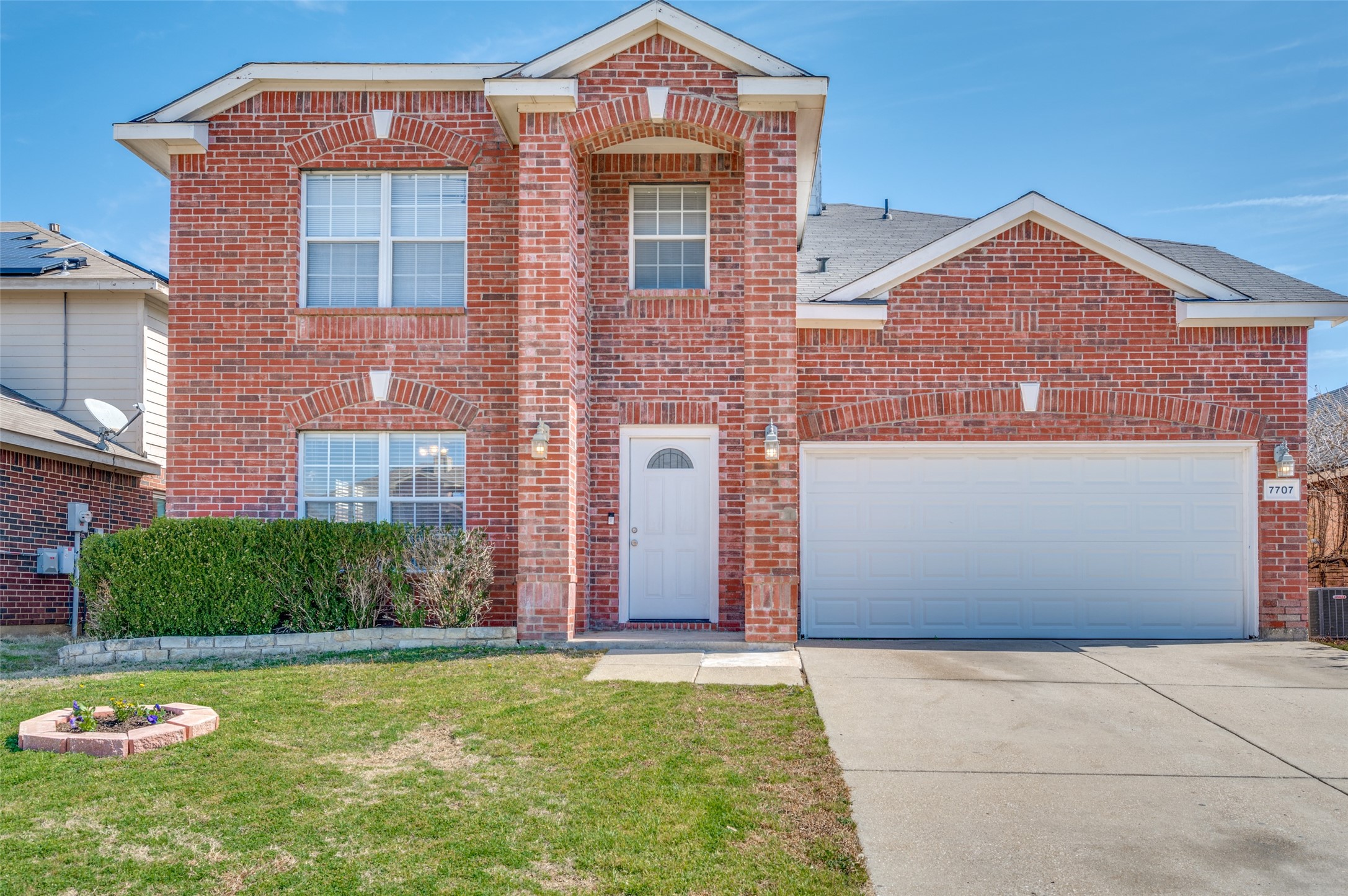 7707 Cresswell Court Arlington TX 76001