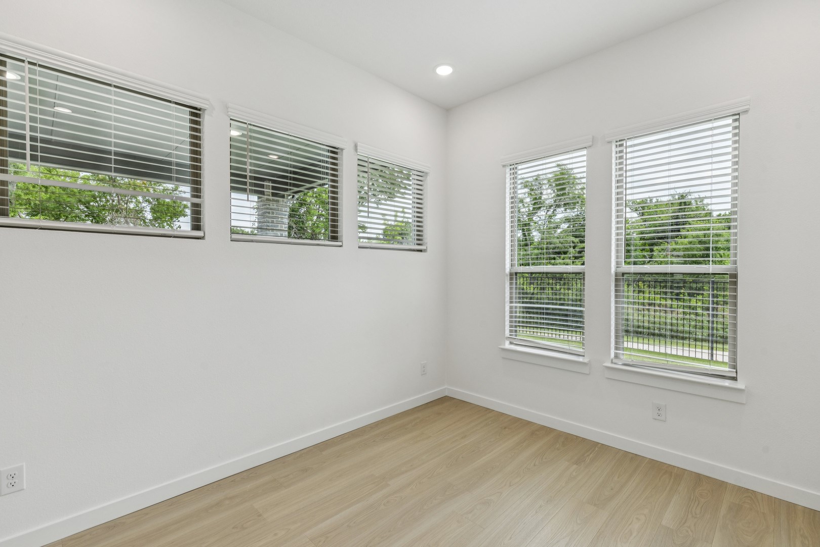 4720 Sandburg Street Mckinney TX 75071