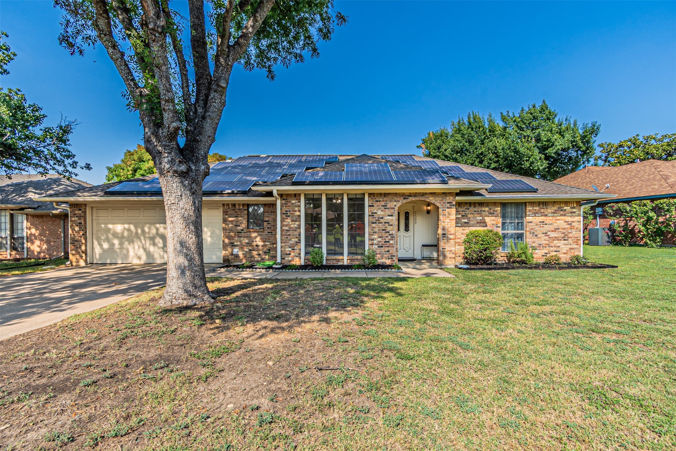 7509 Pear Tree Lane Fort Worth TX 76133