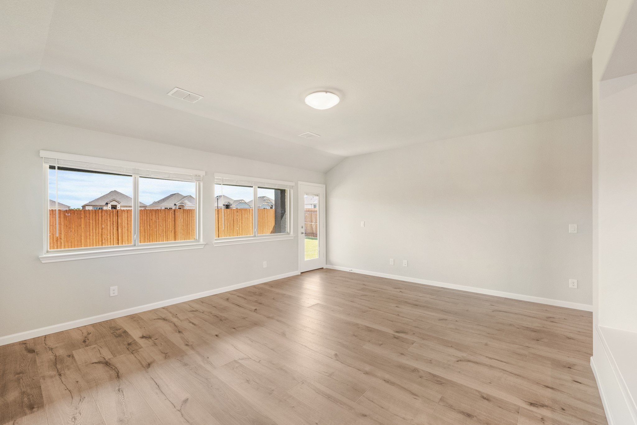 937 Kingbird Lane Alvarado TX 76009