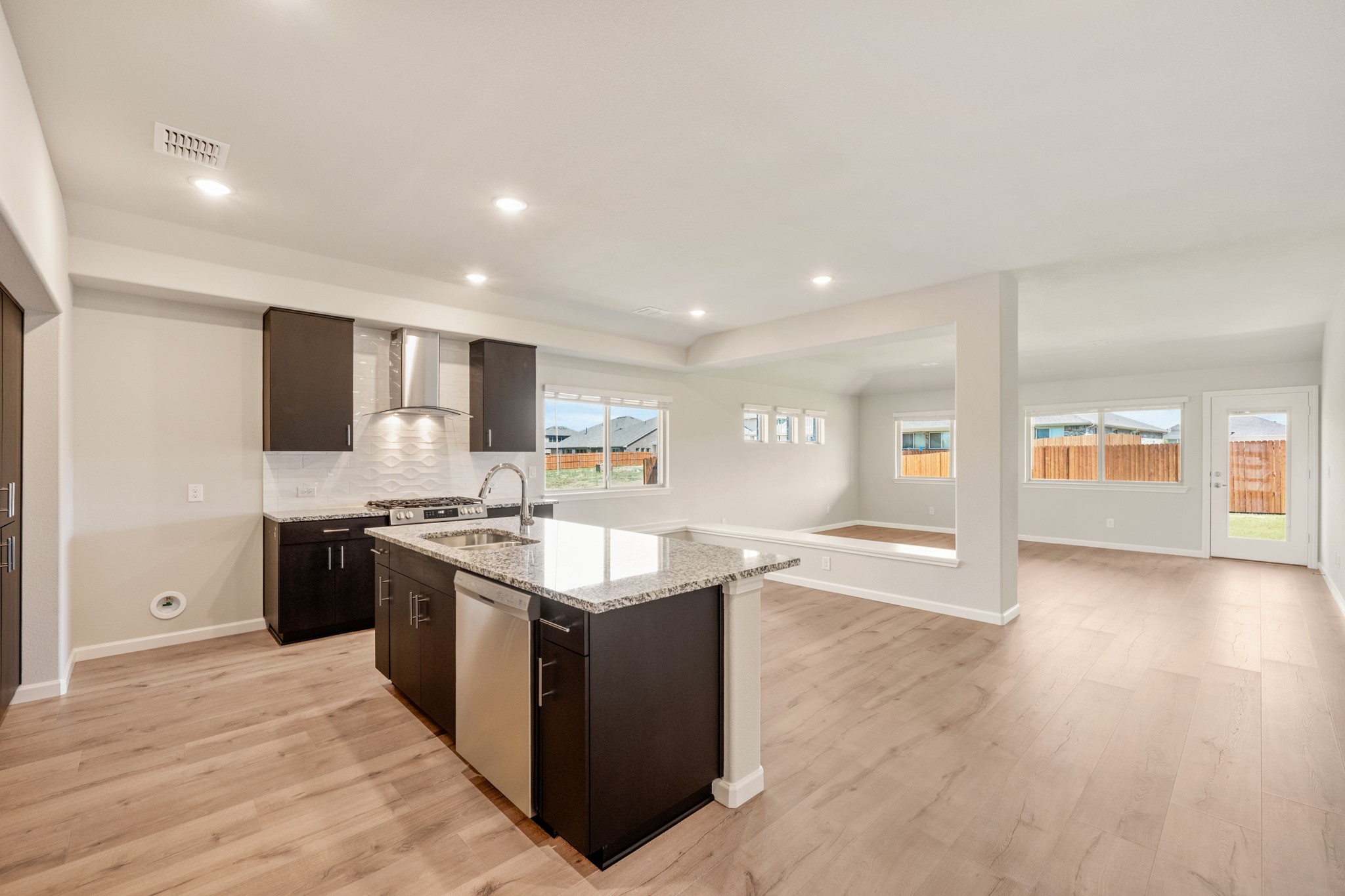 937 Kingbird Lane Alvarado TX 76009