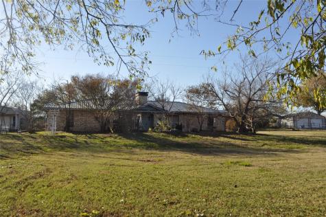 1059 Farm Road 275 N Cumby TX 75433