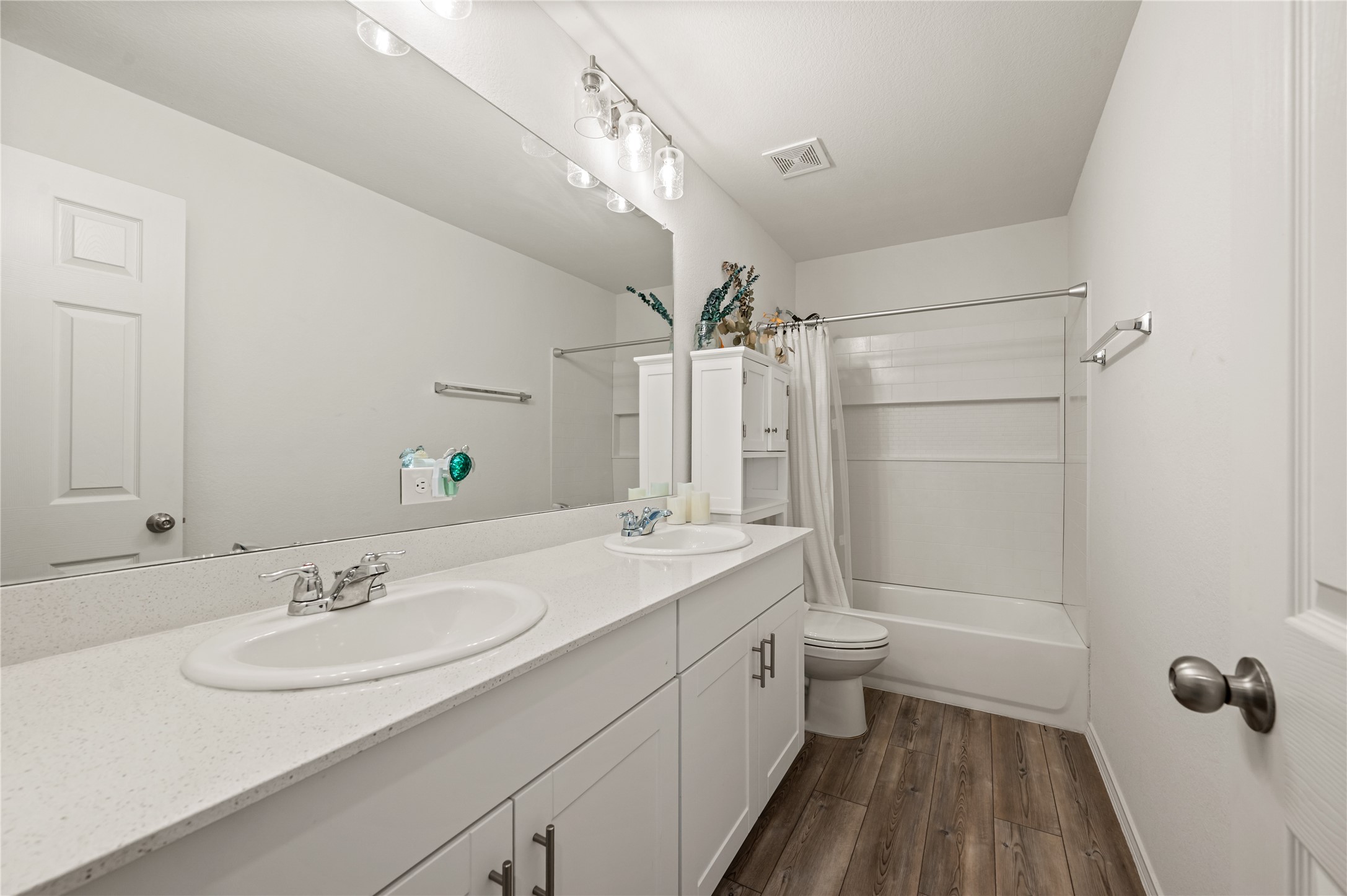 1008 Valerian Drive Haslet TX 76052