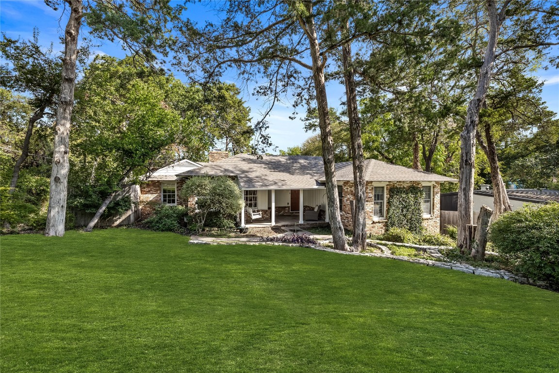 2853 Claudette Avenue Dallas TX 75211