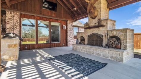 138 Tananger Springs Drive Denison TX 75021