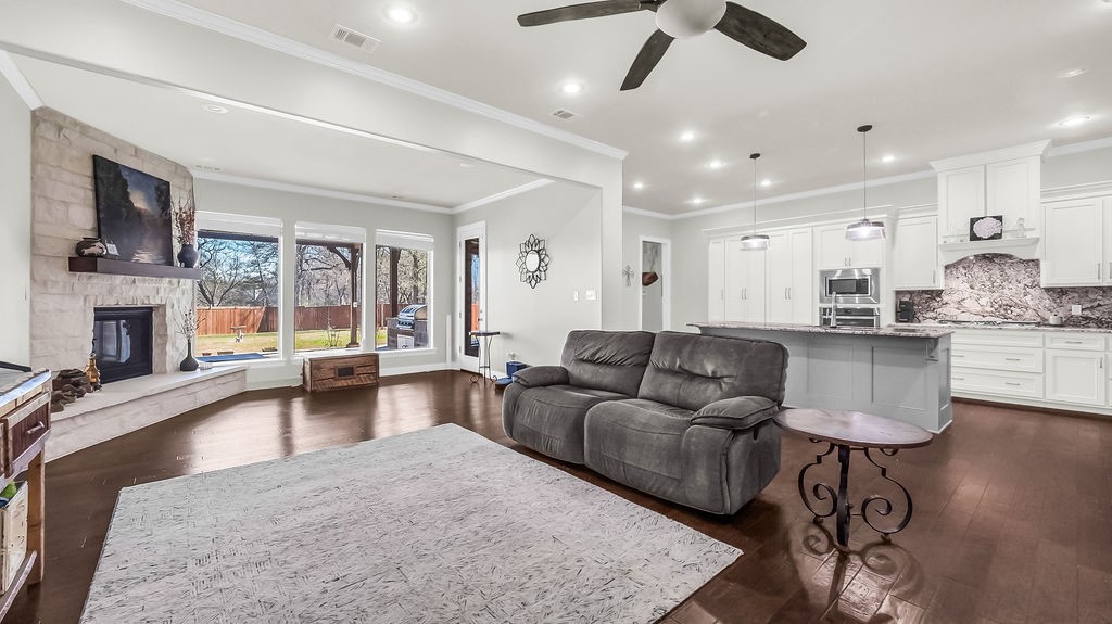 138 Tananger Springs Drive Denison TX 75021