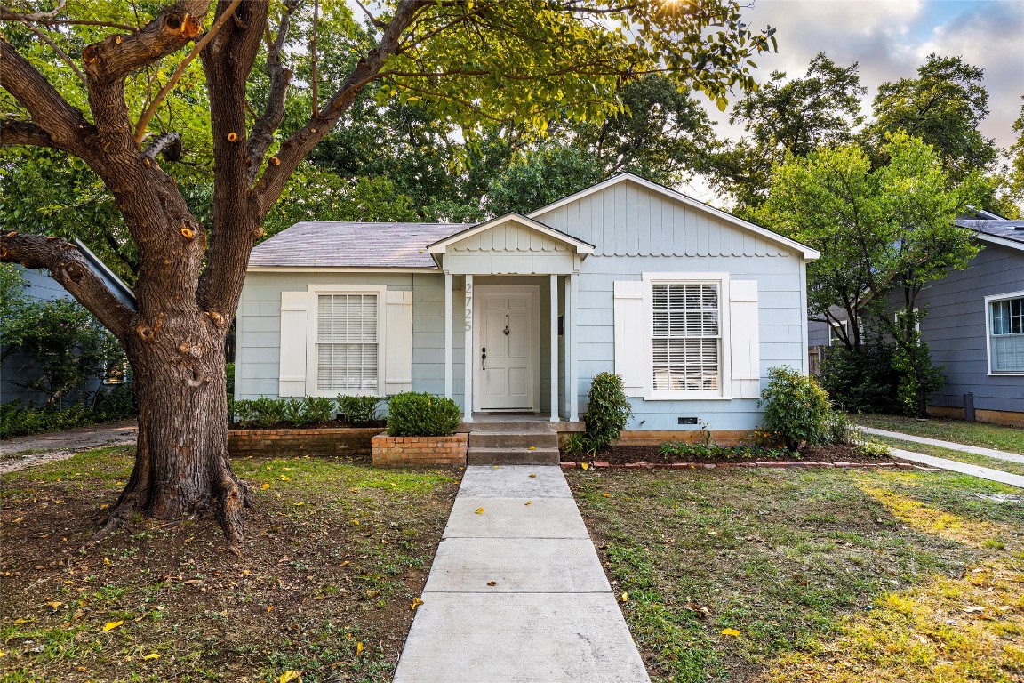 2725 Wayside Avenue Fort Worth TX 76110