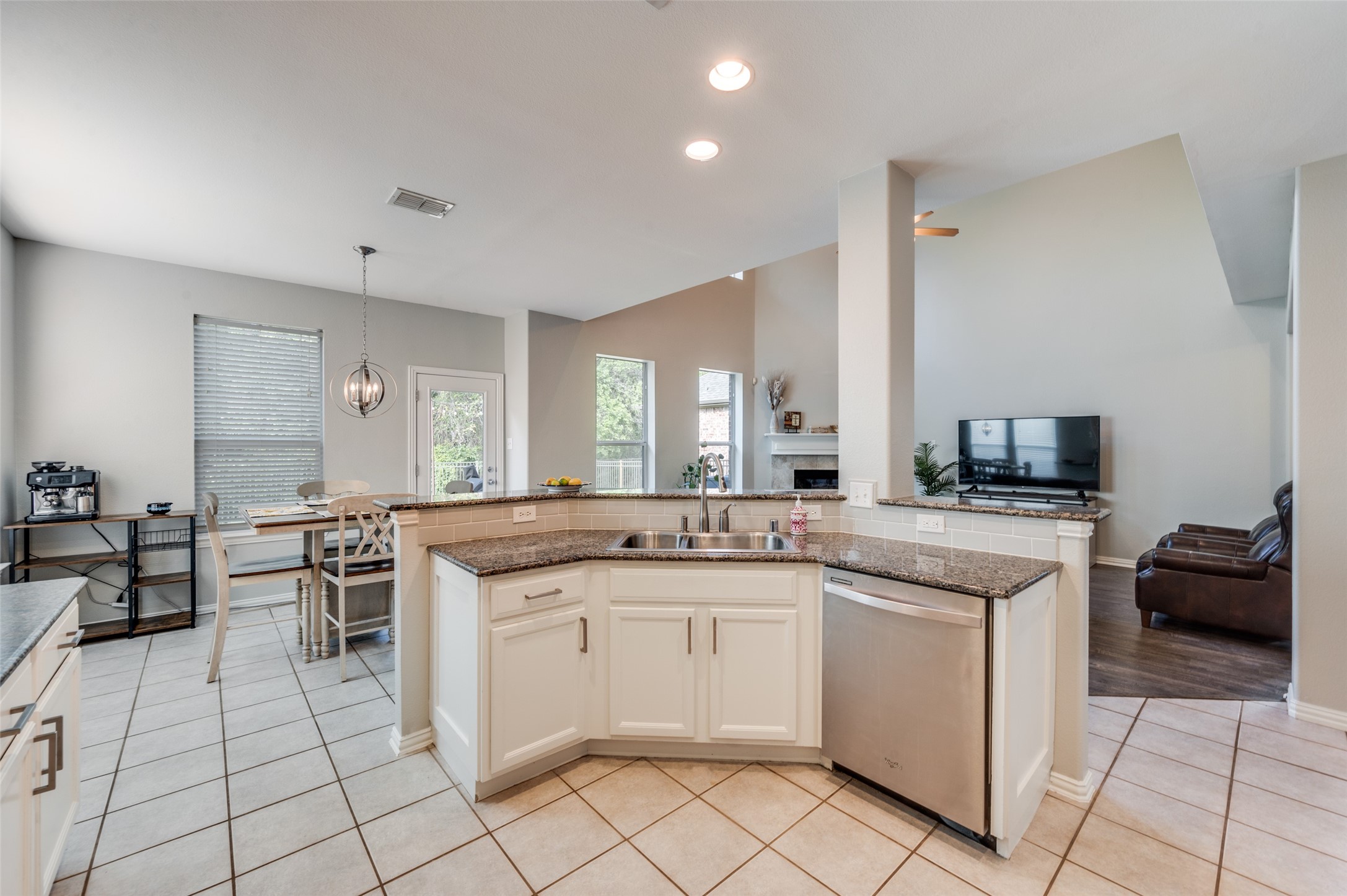 330 Kirby Drive Argyle TX 76226
