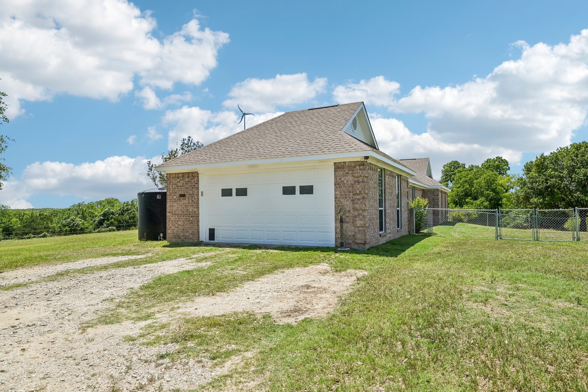 346 SE County Road 0090 Powell TX 75153