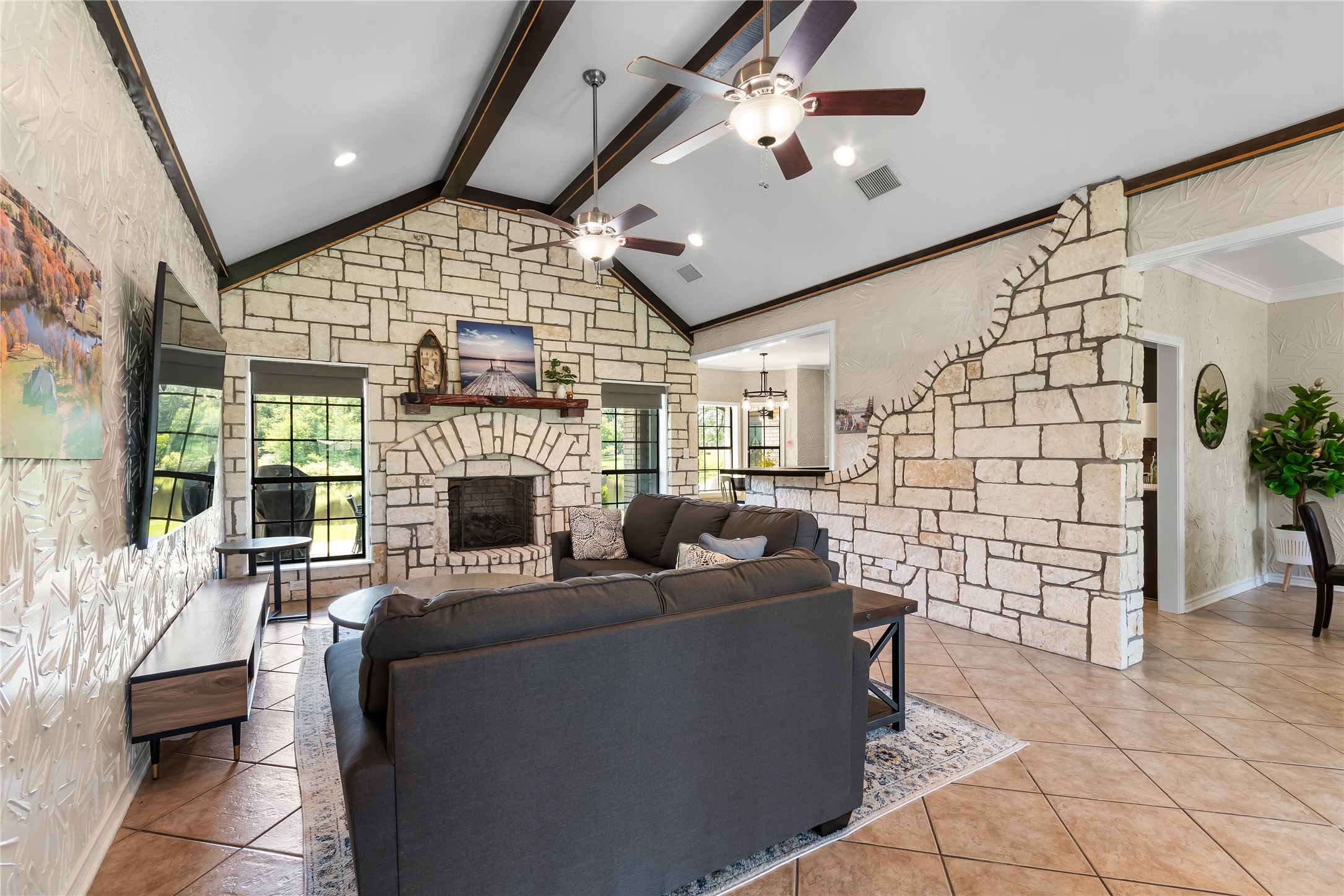 230 Vz County Road 1833 Grand Saline TX 75140