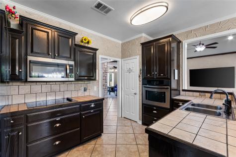 230 Vz County Road 1833 Grand Saline TX 75140