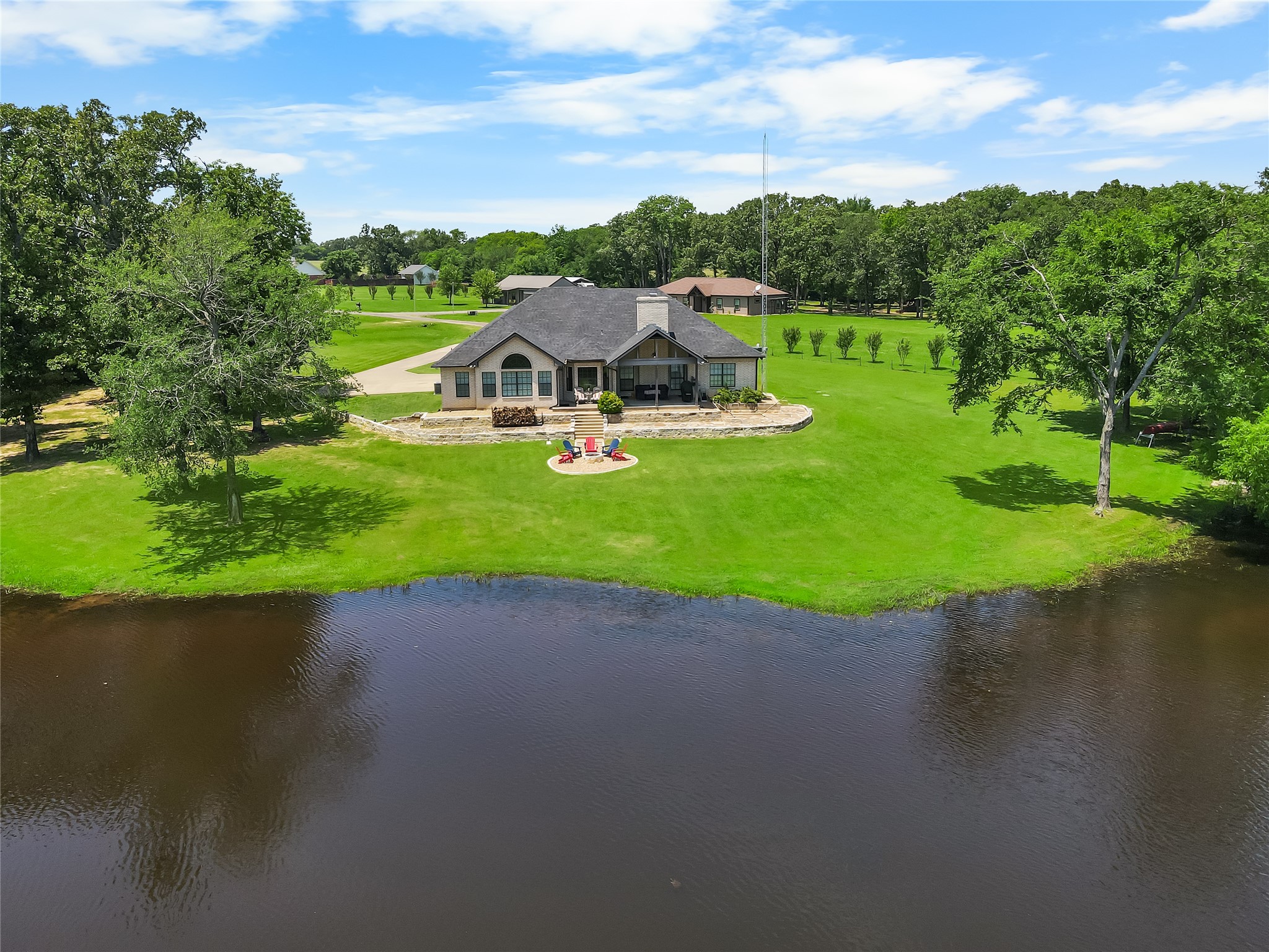 230 Vz County Road 1833 Grand Saline TX 75140