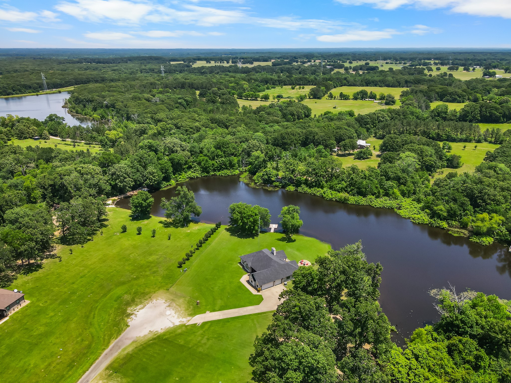 230 Vz County Road 1833 Grand Saline TX 75140