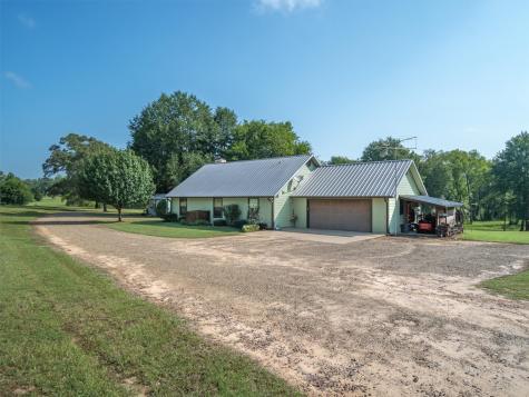 5282 N State Highway 37 Winnsboro TX 75494