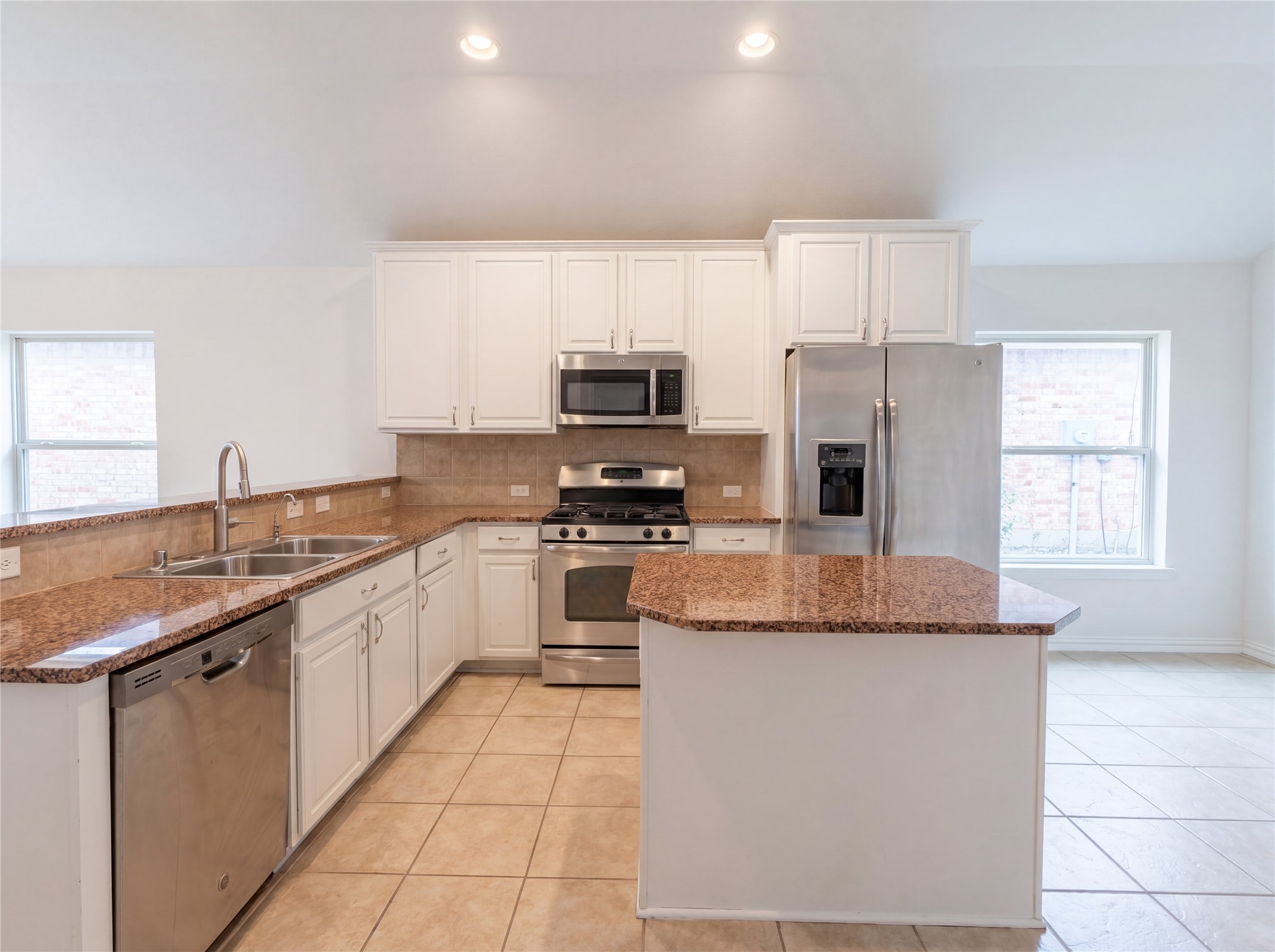1605 Nighthawk Drive Little Elm TX 75068
