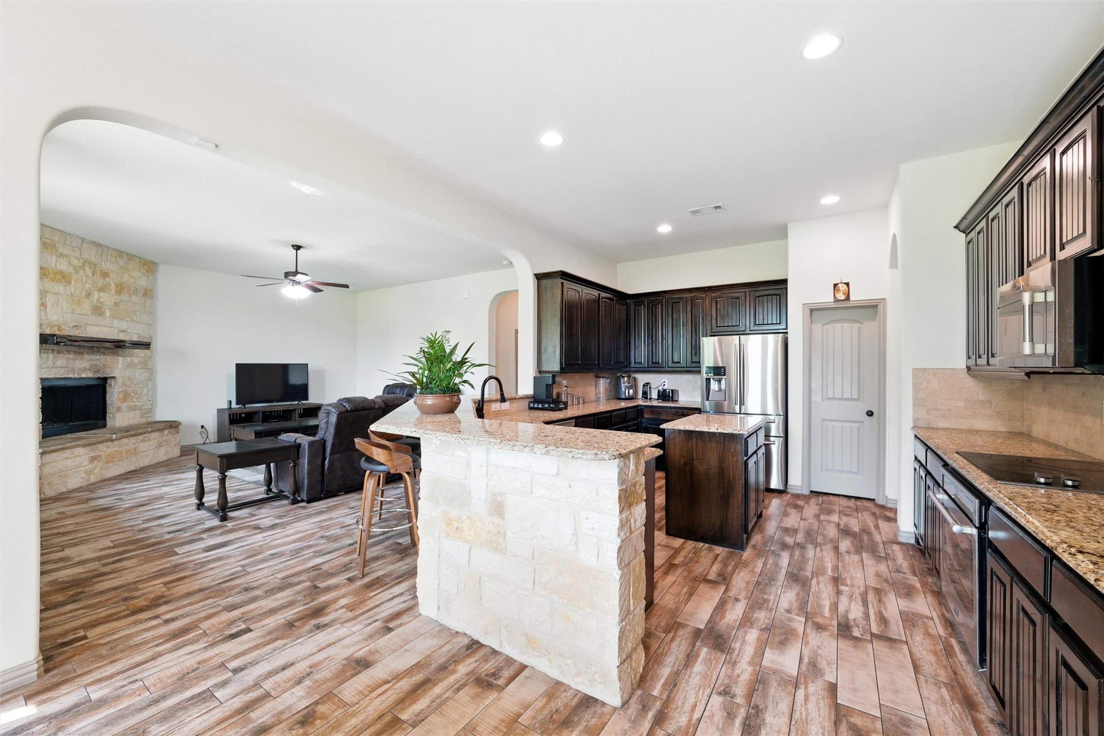 114 Taylor Ridge Drive Waxahachie TX 75167