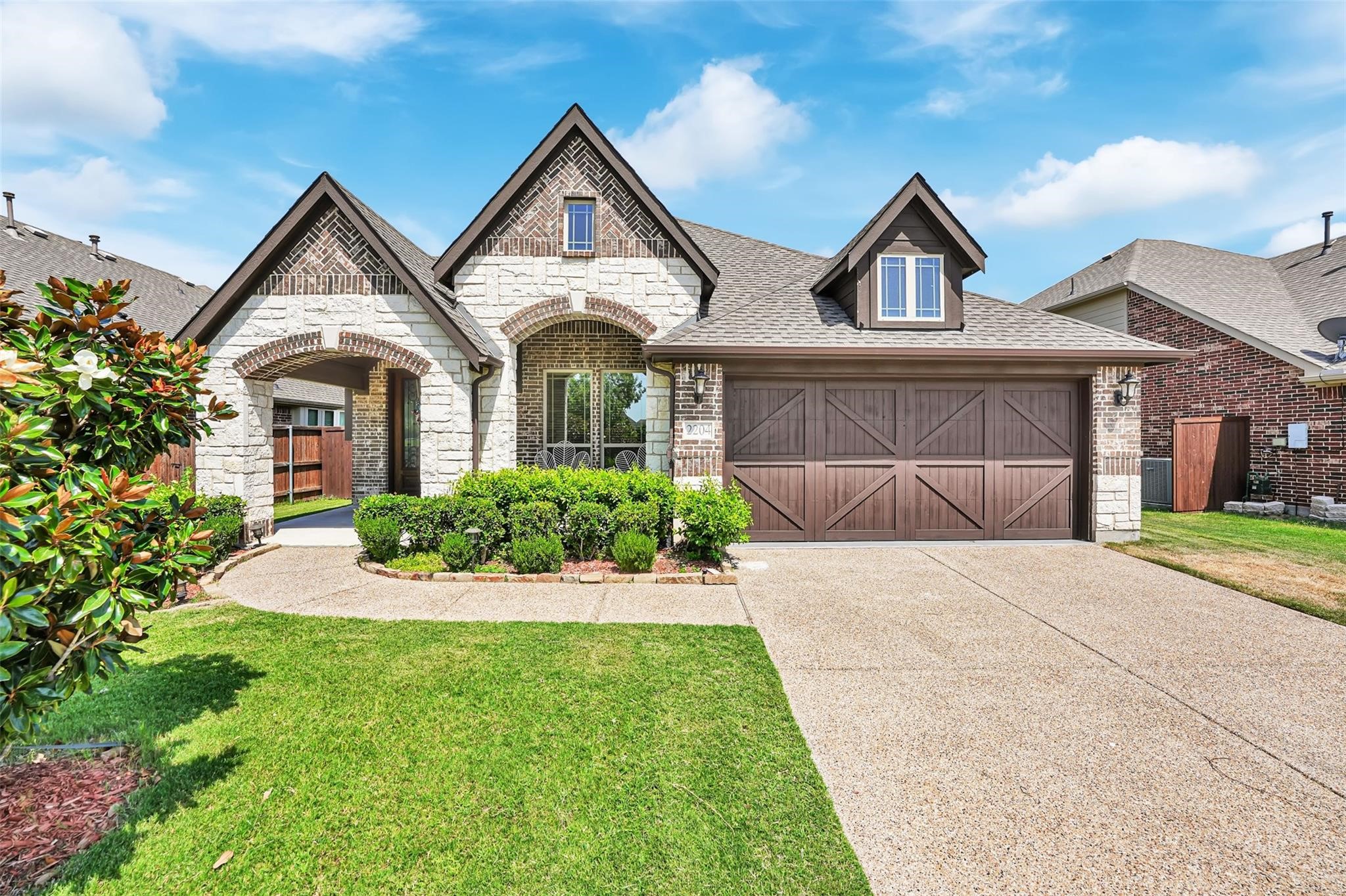 2204 Saint Jullian Street Savannah TX 76227