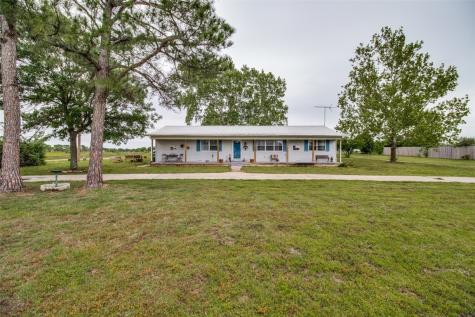 707 S Broadway Street Collinsville TX 76233