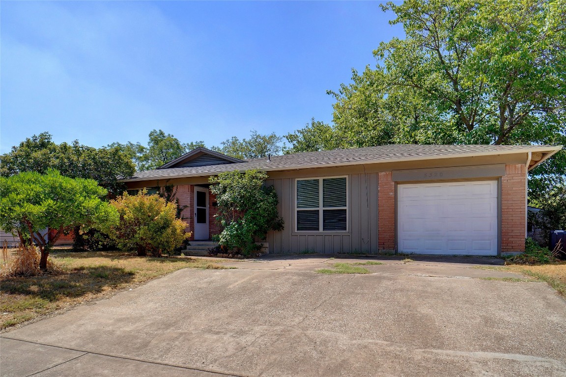 5320 Ammons Street Haltom City TX 76117