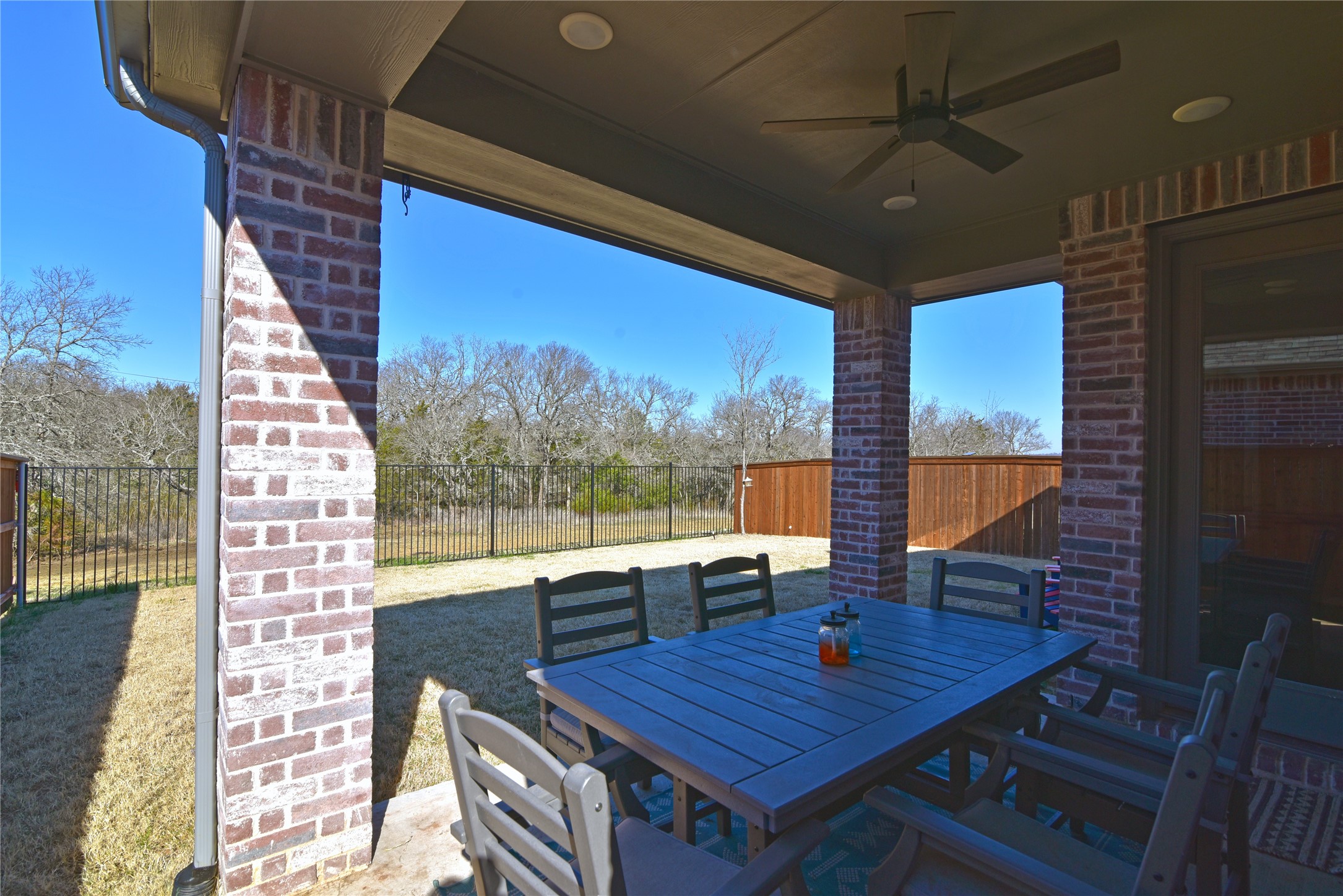 5133 Westhaven Circle Denison TX 75020
