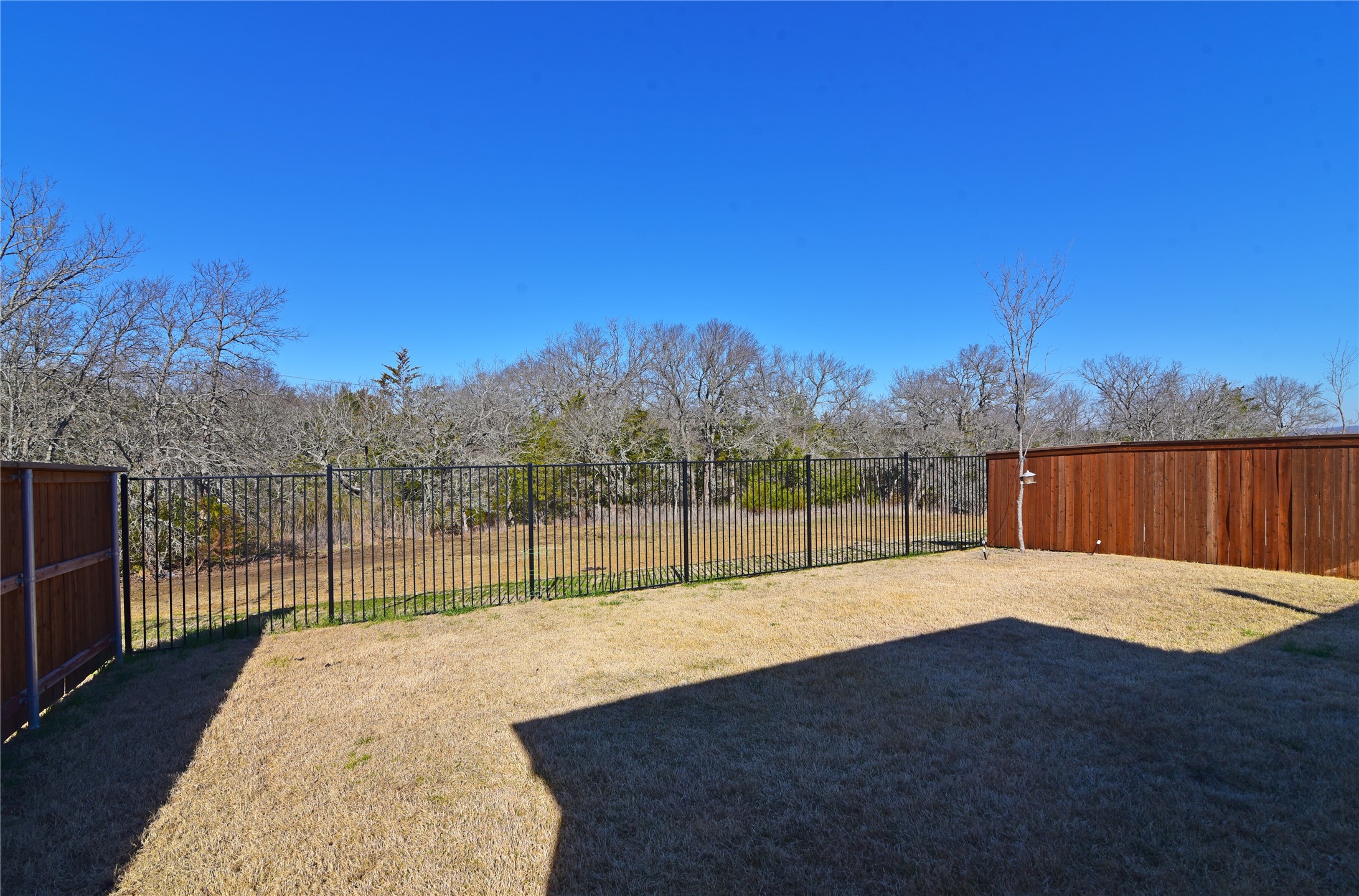 5133 Westhaven Circle Denison TX 75020