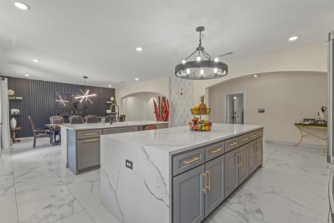 11101 Leeper Drive Balch Springs TX 75180