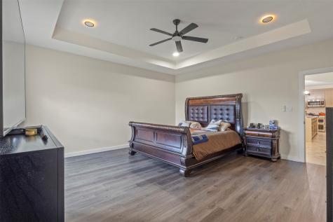 11101 Leeper Drive Balch Springs TX 75180