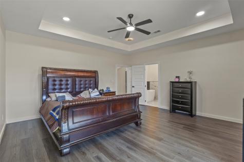 11101 Leeper Drive Balch Springs TX 75180