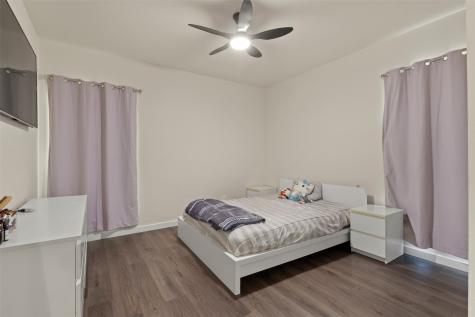 11101 Leeper Drive Balch Springs TX 75180