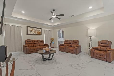 11101 Leeper Drive Balch Springs TX 75180