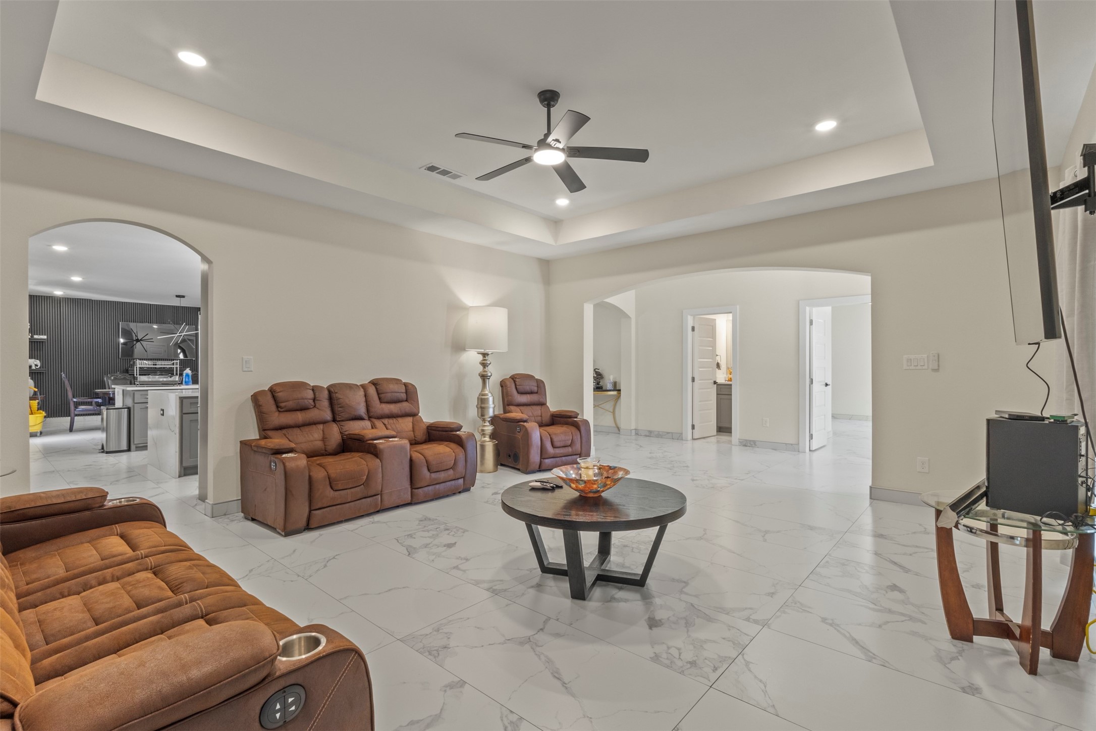 11101 Leeper Drive Balch Springs TX 75180