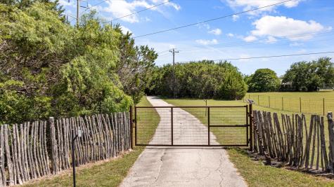 425 Indian Mountain Court Granbury TX 76048