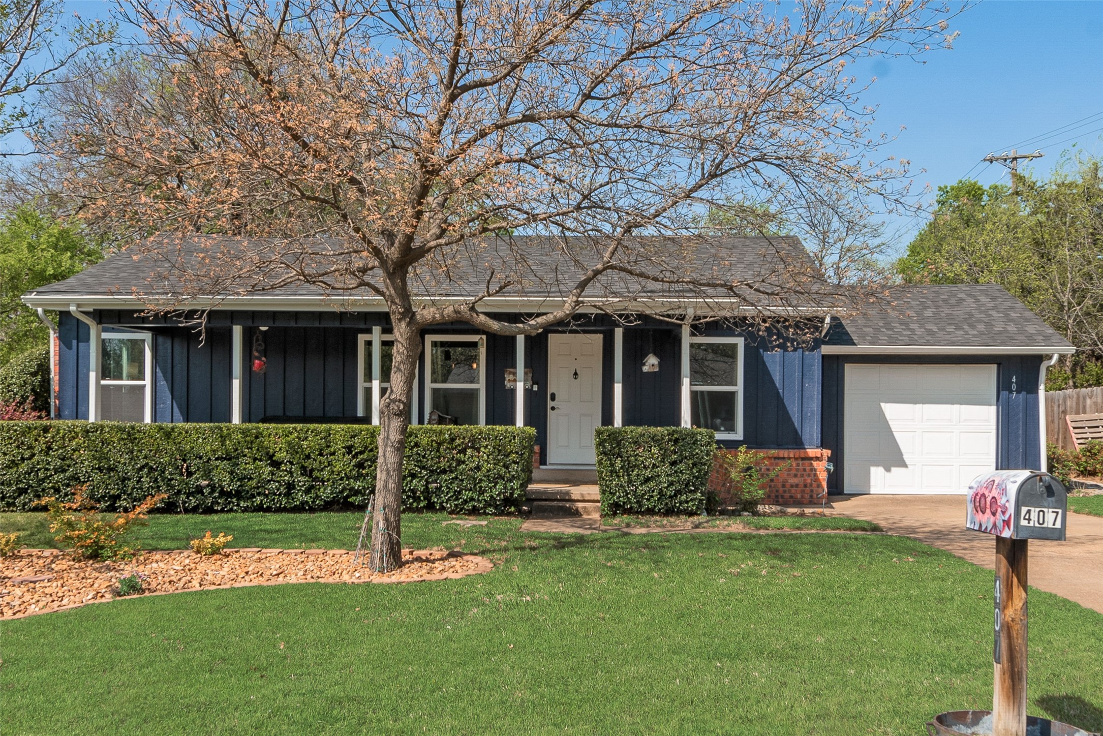 407 Hogle Street Weatherford TX 76086
