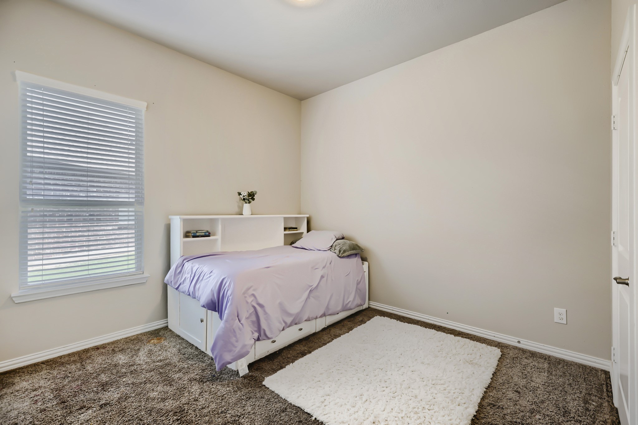 2002 Milano Lane Lewisville TX 75077
