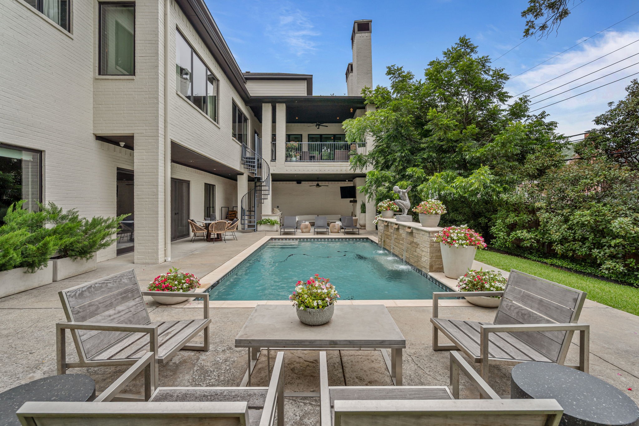 2413 Lofton Terrace Fort Worth TX 76109