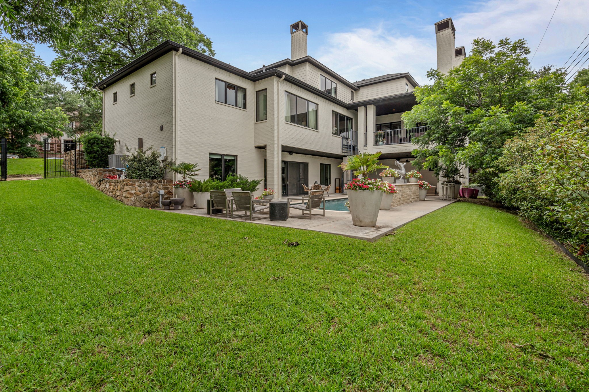 2413 Lofton Terrace Fort Worth TX 76109