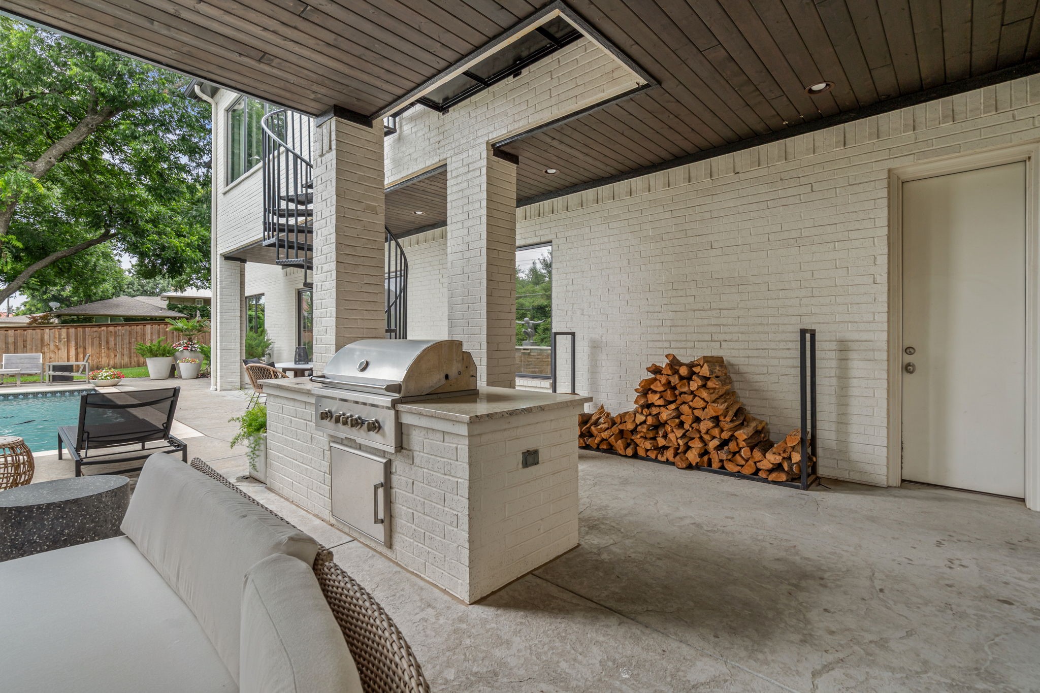 2413 Lofton Terrace Fort Worth TX 76109