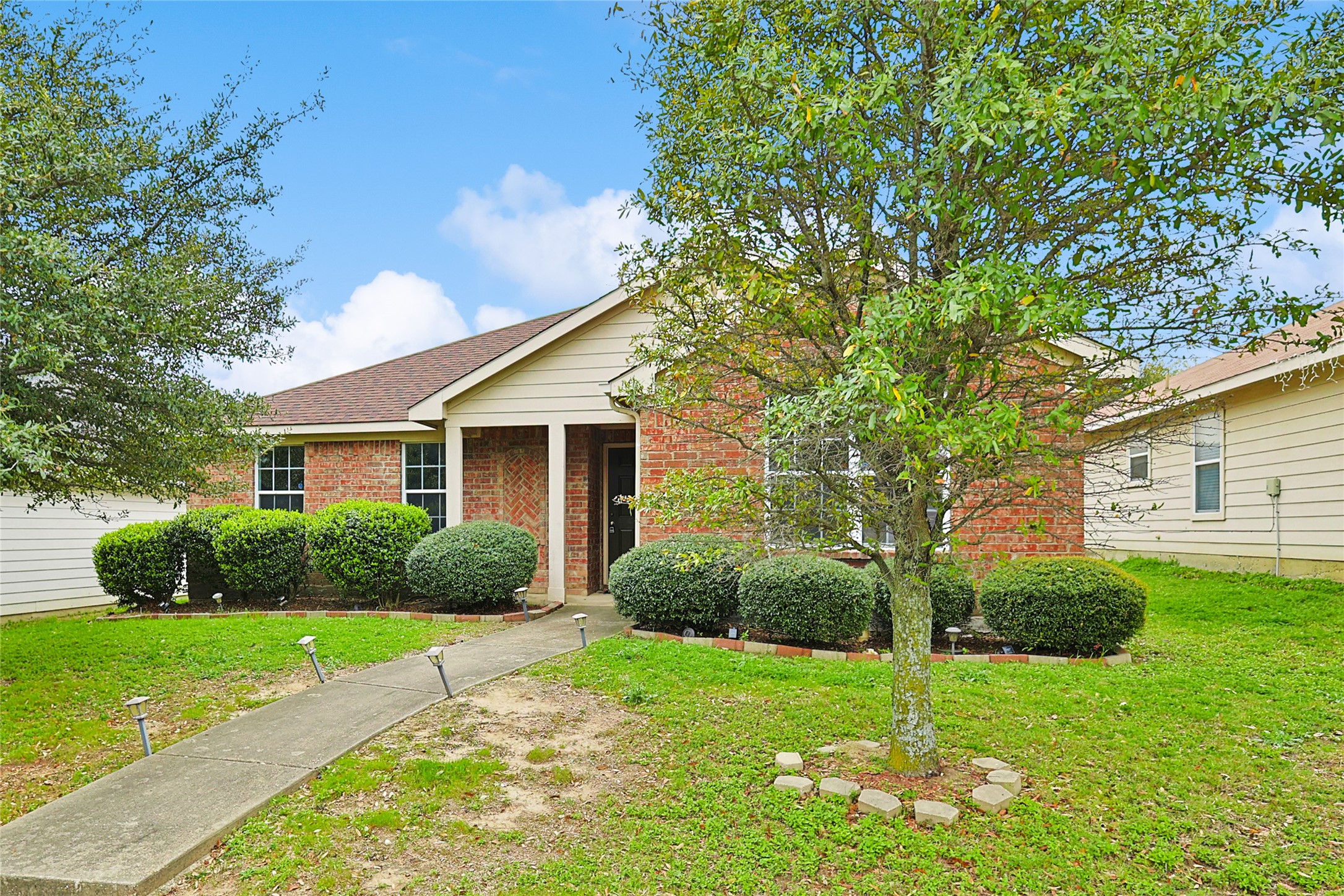 140 Idlewheat Lane Dallas TX 75241