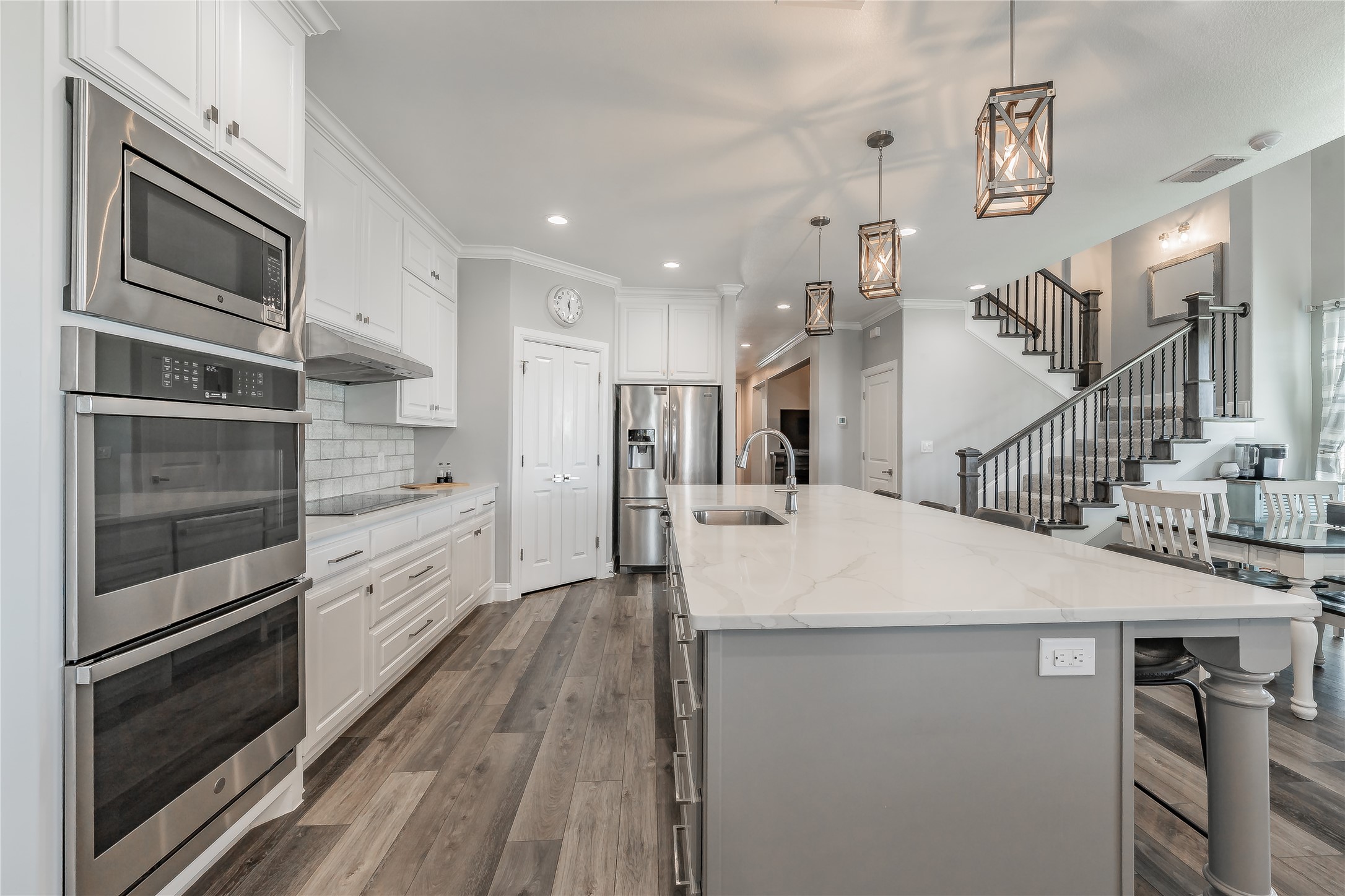 8208 Indian Hills Court Benbrook TX 76126